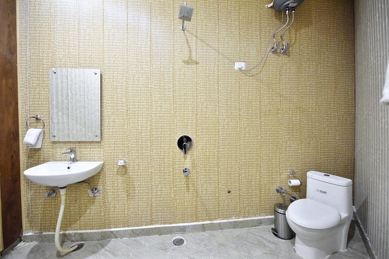 ホテルVakratunda ダラムシャーラー エクステリア 写真
